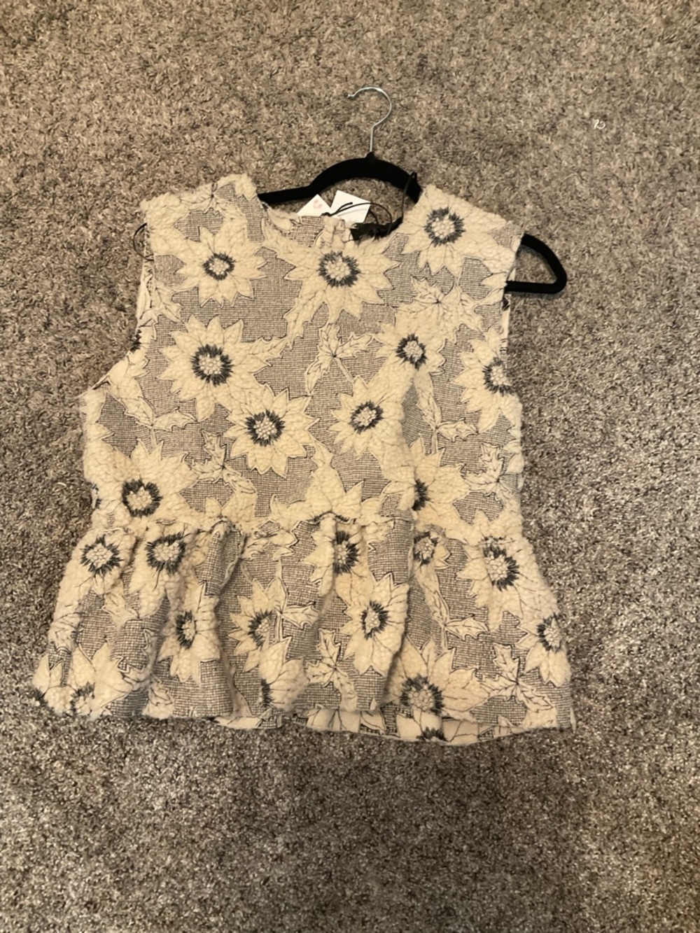 Zara Floral Sleeveless Peplum Top - Cream and Gray